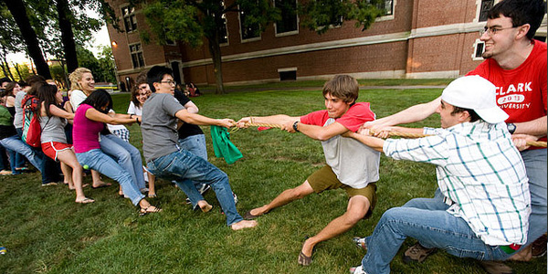 Rope pulling contest: Broken fingers of 2 students