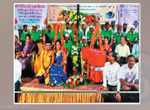 Guinness World Record for the wedding at home: 370 persons, including the couple donate body Gujarat Wacky