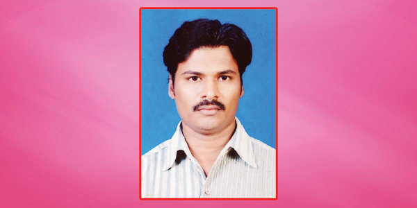 In a burning car in the paint shop owner near nilankarai iciar